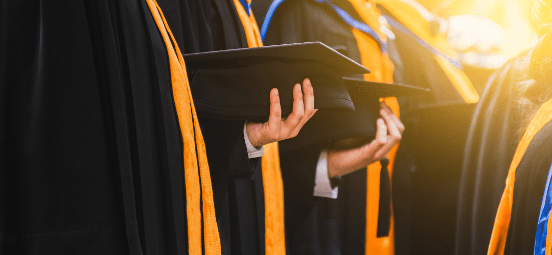 ¿Qué Carreras Universitarias ya no Deberías Estudiar? - G-Talent.Net